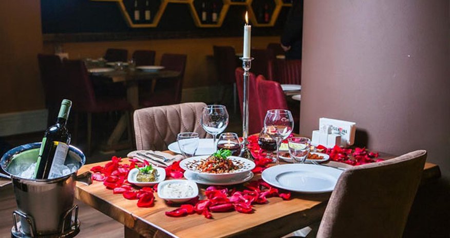 Azərbaycanlı iri məmurların adlı-sanlı restoranları: hansı dəbdəbəli yer kimindir? - FOTOLAR Azərbaycanlı iri məmurların adlı-sanlı restoranları: hansı dəbdəbəli yer kimindir? - FOTOLAR