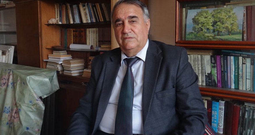 Prezident Rəsulzadənin nəvəsini təltif etdi Prezident Rəsulzadənin nəvəsini təltif etdi