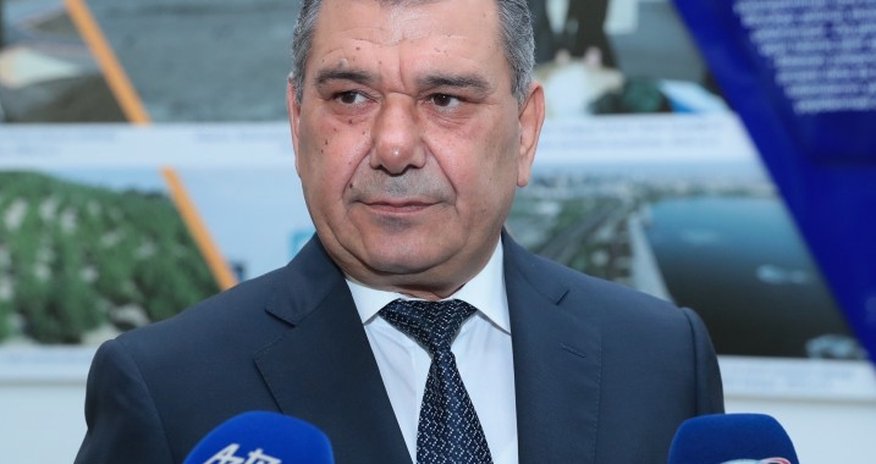 Nazir müavini bahalaşmadan danışdı - "Təlaşa ehtiyac yoxdur" Nazir müavini bahalaşmadan danışdı - "Təlaşa ehtiyac yoxdur"