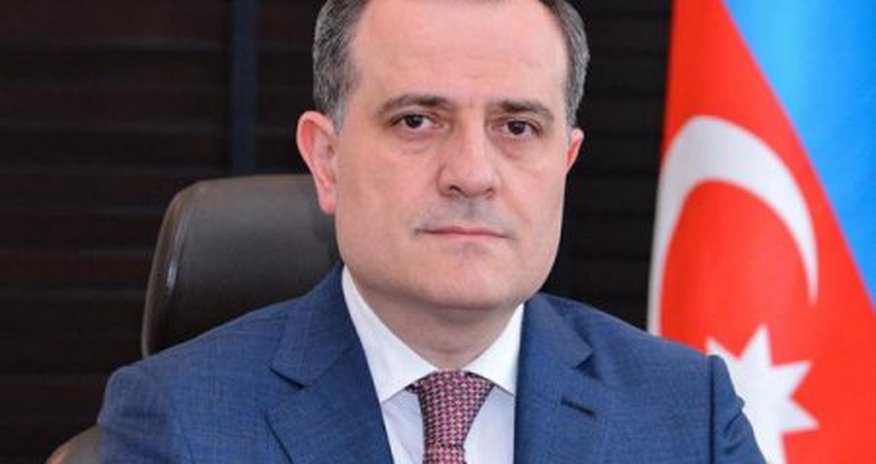 Ceyhun Bayramov müəllimlərin maaşlarının artırılmasından danışdı Ceyhun Bayramov müəllimlərin maaşlarının artırılmasından danışdı