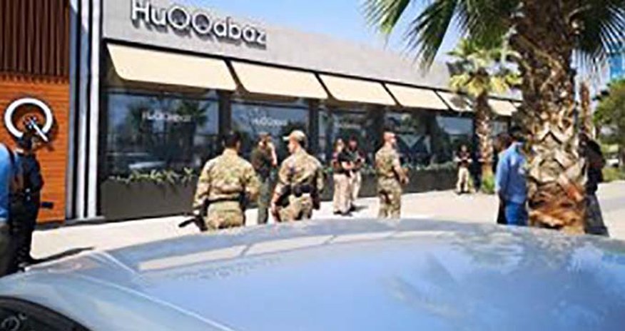 Ərbildə silahlı hücum: türk diplomatlar öldürüldü – FOTO Ərbildə silahlı hücum: türk diplomatlar öldürüldü – FOTO