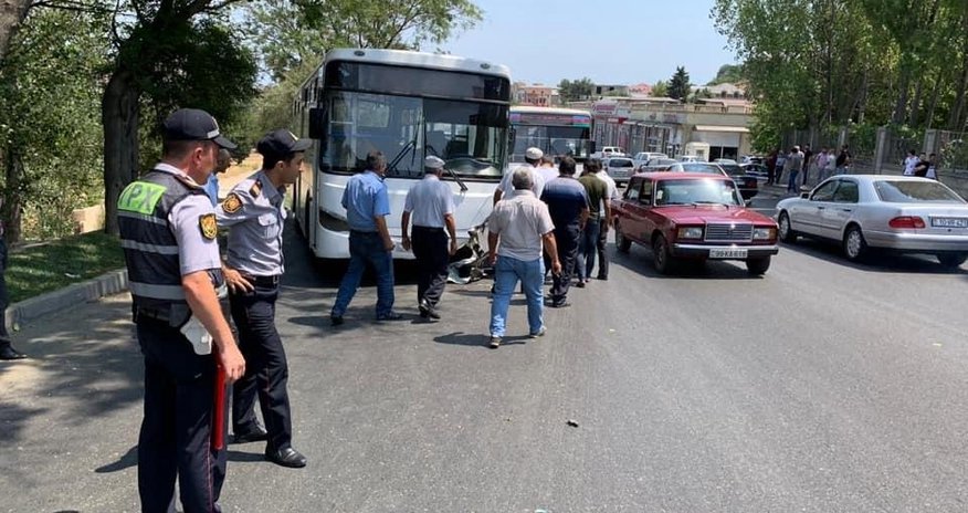 Avtobus qəzasında ölən şəxs Bakıda vəzifəli şəxsin qardaşı oğludur Avtobus qəzasında ölən şəxs Bakıda vəzifəli şəxsin qardaşı oğludur