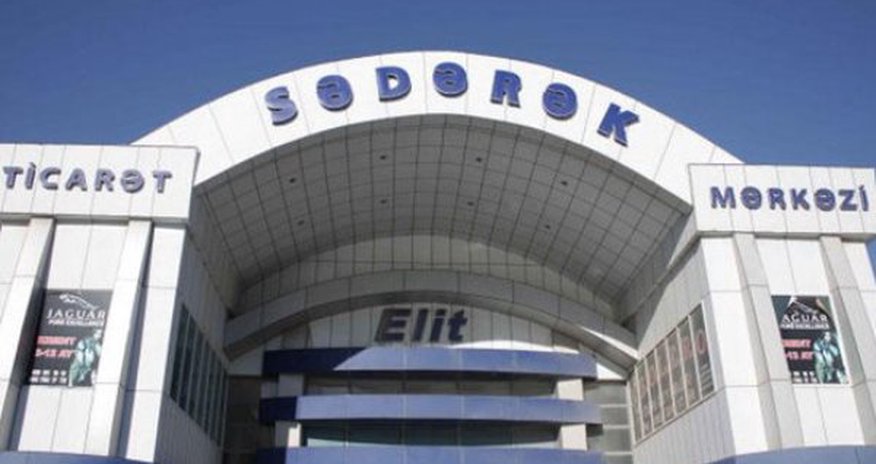 "Sədərək" ticarət mərkəzində güclü yanğın başladı (FOTO/VİDEO) "Sədərək" ticarət mərkəzində güclü yanğın başladı (FOTO/VİDEO)
