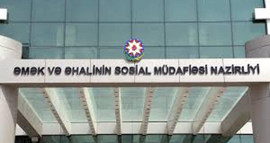 DSMF-nın Gədəbəy rayon şöbəsinin müdiri vətəndaşların evlərini ələ keçirir... - ŞİKAYƏT DSMF-nın Gədəbəy rayon şöbəsinin müdiri vətəndaşların evlərini ələ keçirir... - ŞİKAYƏT