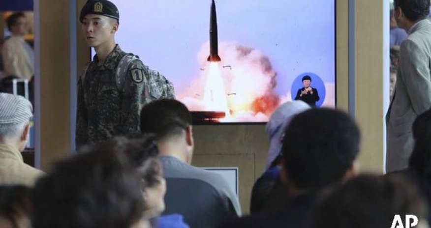 Северная Корея снова запустила неопознанные ракеты Северная Корея снова запустила неопознанные ракеты