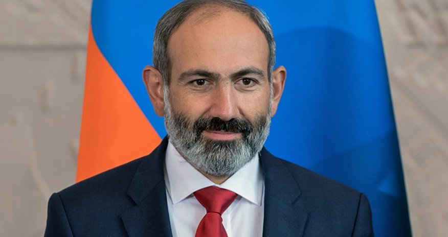 Пашинян уволил своих советников Пашинян уволил своих советников