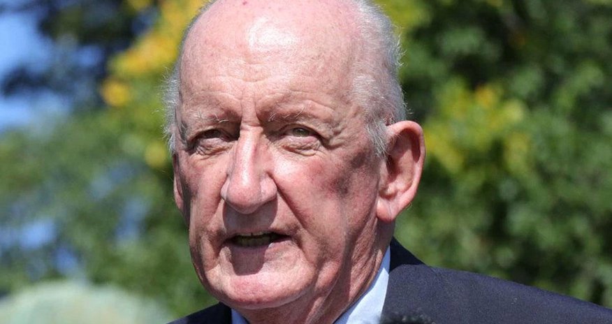 Former Australian deputy prime minister Tim Fischer dies at 73 Former Australian deputy prime minister Tim Fischer dies at 73