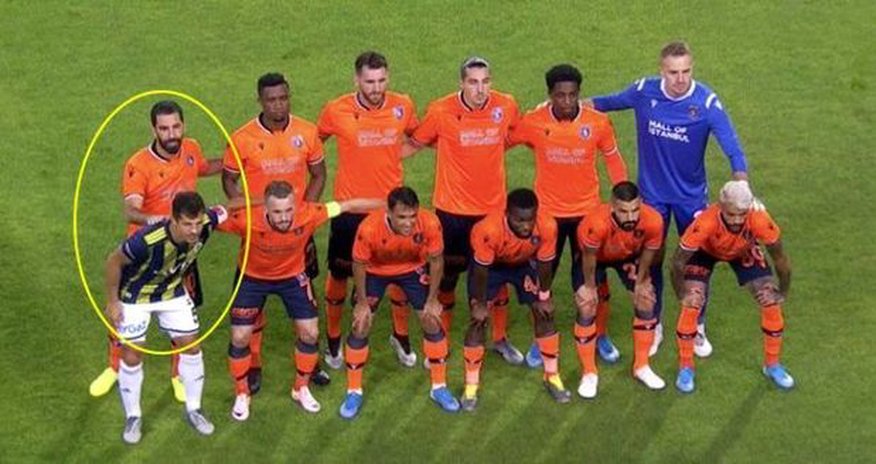 Dünya futbolunda nadir hallarında rast gəlinəcək foto Türkiyədə çəkildi Dünya futbolunda nadir hallarında rast gəlinəcək foto Türkiyədə çəkildi