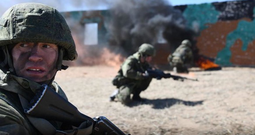 Масштабные военные учения на юге России Масштабные военные учения на юге России