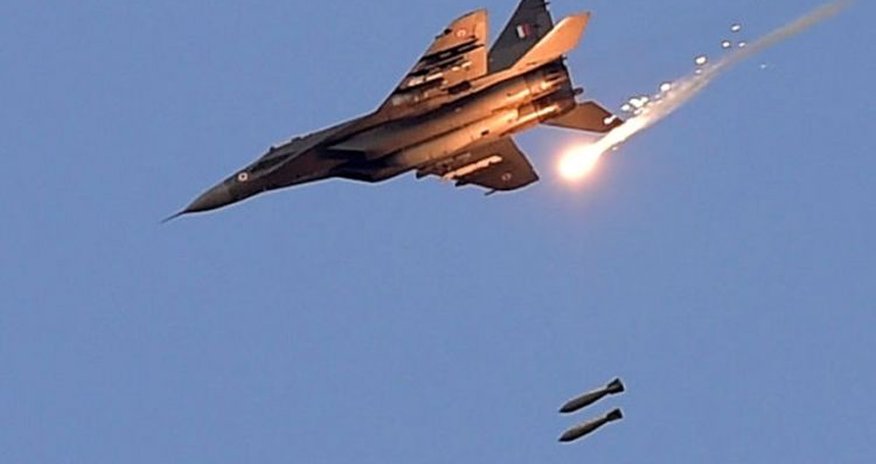SON DƏQİQƏ: İranın hərbi düşərgələri BOMBALANDI SON DƏQİQƏ: İranın hərbi düşərgələri BOMBALANDI
