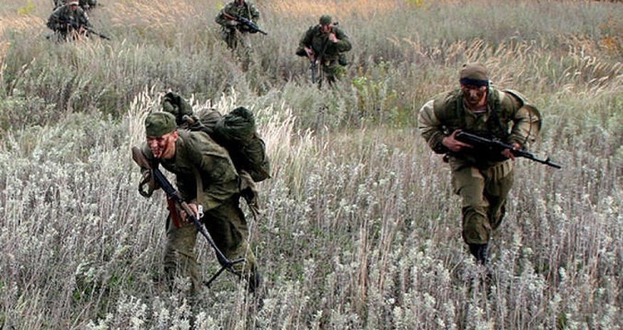 Rus əsgərlərinə hücum edilib Rus əsgərlərinə hücum edilib
