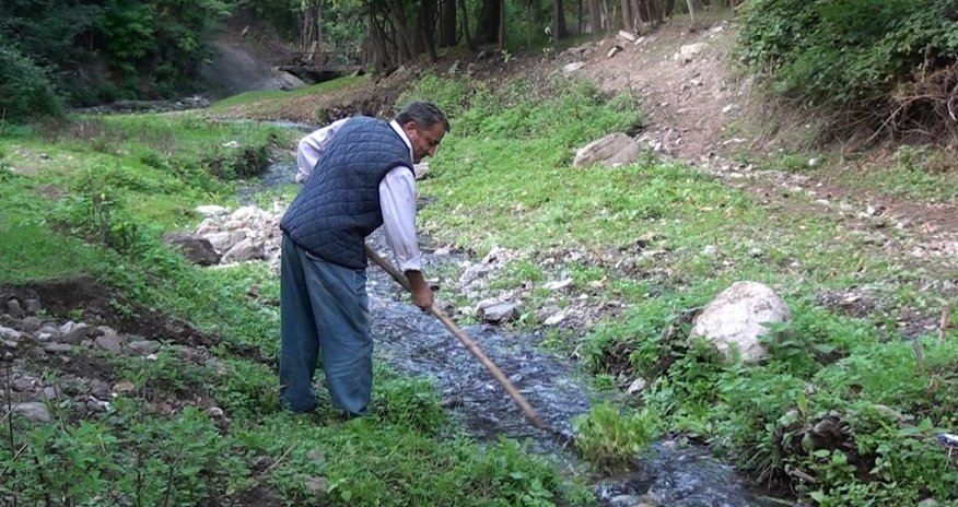 Düşmən çayın qarşısını kəsdi, kənd susuz qaldı Düşmən çayın qarşısını kəsdi, kənd susuz qaldı
