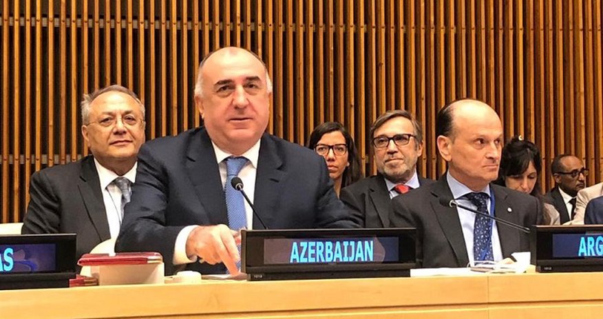 Azərbaycan G77 qrupuna təşkilatın 135-ci üzvü qismində qoşulub Azərbaycan G77 qrupuna təşkilatın 135-ci üzvü qismində qoşulub