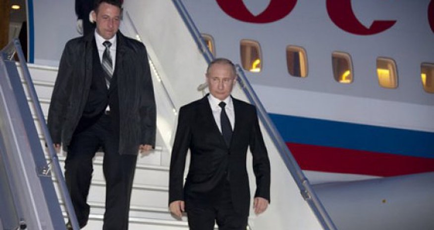 Путин прилетел в Ашхабад Путин прилетел в Ашхабад