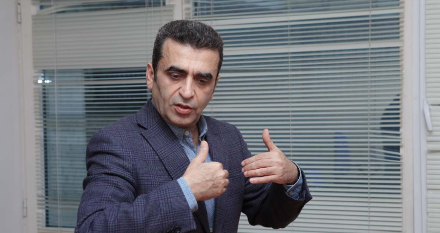 Kamran Həsənli: "Azərbaycanda qadınların kişiyə qarşı zorakılığını görürəm" - VİDEO Kamran Həsənli: "Azərbaycanda qadınların kişiyə qarşı zorakılığını görürəm" - VİDEO