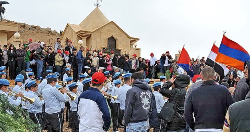 Сирийские армяне отказались уезжать в Карабах и остались в разрушенном Алеппо Сирийские армяне отказались уезжать в Карабах и остались в разрушенном Алеппо