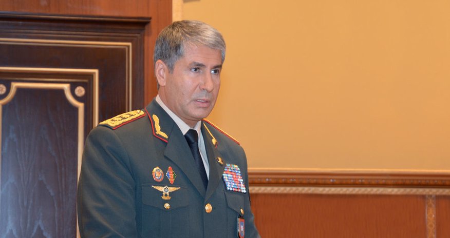 Vilayət Eyvazov polis polkovnikini TƏQAÜDƏ GÖNDƏRDİ Vilayət Eyvazov polis polkovnikini TƏQAÜDƏ GÖNDƏRDİ