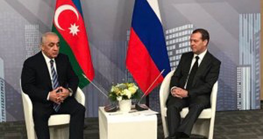 Əli Əsədov Moskvada Dmitri Medvedevlə görüşdü Əli Əsədov Moskvada Dmitri Medvedevlə görüşdü