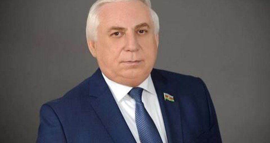 Hadi Rəcəbli: "Çində uşaq pulu yoxdur, əksinə uşağa görə vergi tuturlar" Hadi Rəcəbli: "Çində uşaq pulu yoxdur, əksinə uşağa görə vergi tuturlar"