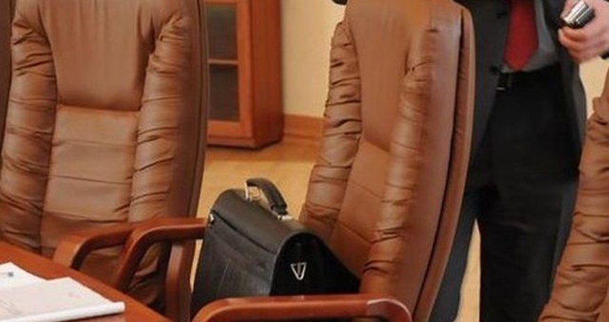 Azərbaycanda daha bir vəzifəli şəxs işdən çıxarıldı Azərbaycanda daha bir vəzifəli şəxs işdən çıxarıldı