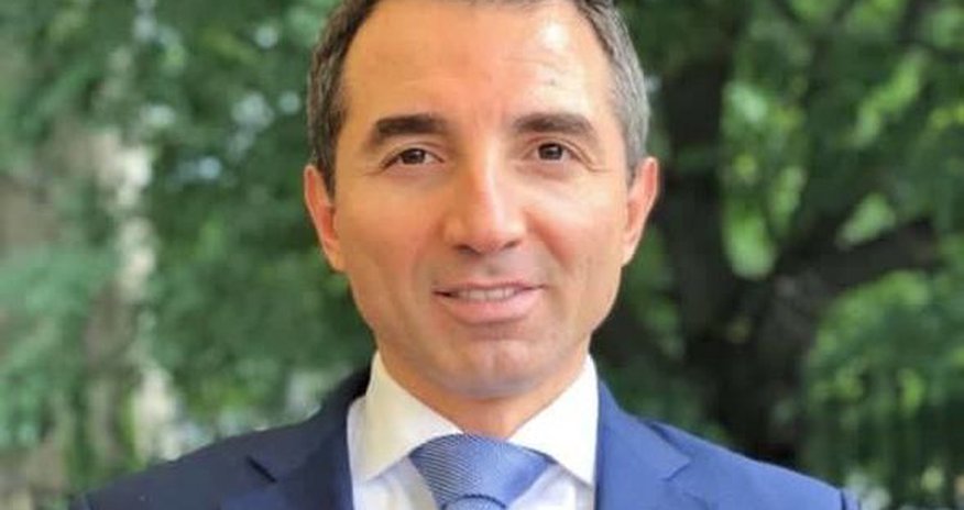 Adnan Əhmədzadəyə yeni vəzifə verildi Adnan Əhmədzadəyə yeni vəzifə verildi