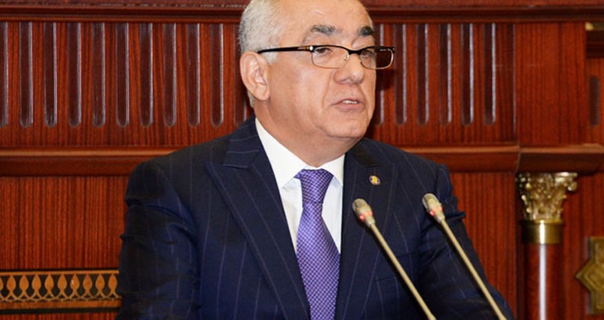 Əli Əsədovdan Baş Nazir kimi - İlk qərar Əli Əsədovdan Baş Nazir kimi - İlk qərar