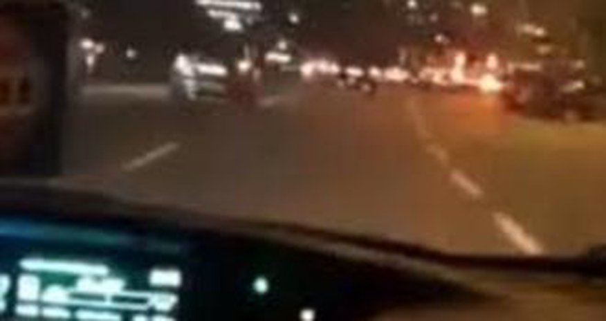 Bakıda maşında erməni mahnısı səsləndirib sosial şəbəkələrdə yayan şəxs saxlanıldı Bakıda maşında erməni mahnısı səsləndirib sosial şəbəkələrdə yayan şəxs saxlanıldı