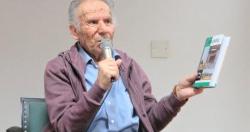 Məşhur azərbaycanlı yazıçının oğlu "status" yazdı - Rusiya qarışdı Məşhur azərbaycanlı yazıçının oğlu "status" yazdı - Rusiya qarışdı