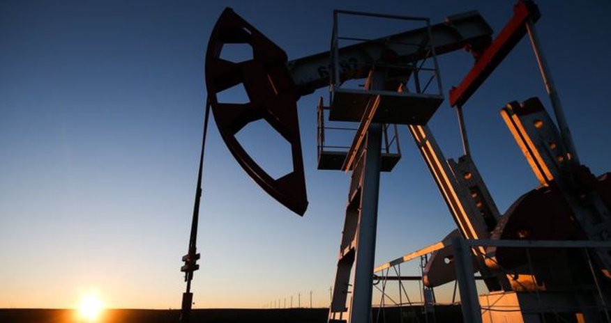 Азербайджан снизил ежесуточную нефтедобычу Азербайджан снизил ежесуточную нефтедобычу