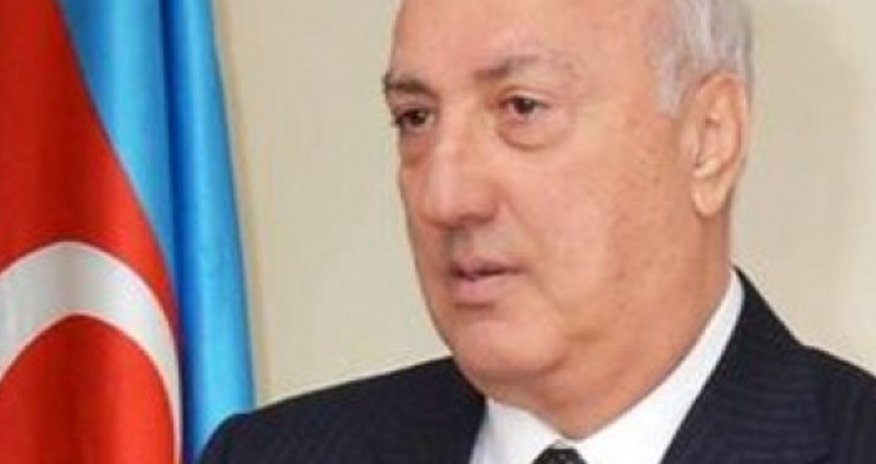 Ильхам Алиев наградил Закира Фараджева Ильхам Алиев наградил Закира Фараджева