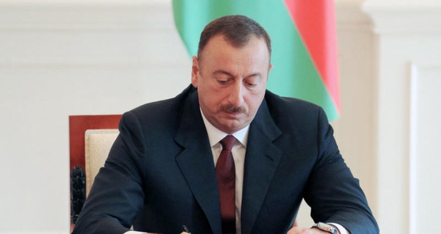 İlham Əliyev bu yolun yenidən qurulmasına 34,3 milyon manat ayırdı İlham Əliyev bu yolun yenidən qurulmasına 34,3 milyon manat ayırdı