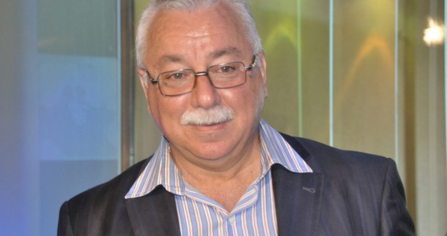 Xalq artisti: “30 ildir mənzil növbəsindəyəm" Xalq artisti: “30 ildir mənzil növbəsindəyəm"
