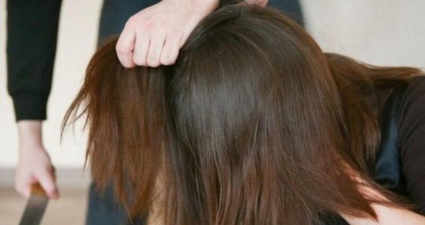20 yaşlı bacısını qəbiristanlığa aparıb başını kəsdi - Azərbaycanda DƏHŞƏTLİ CİNAYƏT - FOTO YENİLƏNDİ 20 yaşlı bacısını qəbiristanlığa aparıb başını kəsdi - Azərbaycanda DƏHŞƏTLİ CİNAYƏT - FOTO YENİLƏNDİ