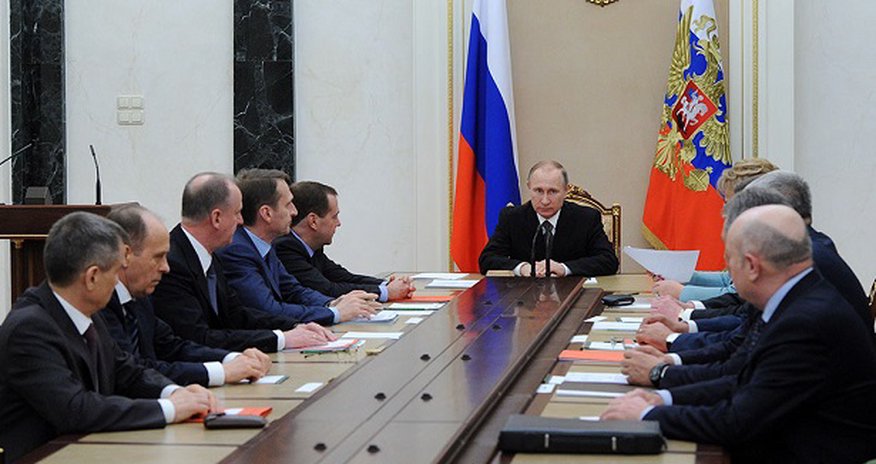 Putin Təhlükəsizlik Şurasını təcili toplayır Putin Təhlükəsizlik Şurasını təcili toplayır