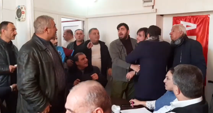 Azərbaycan Xalq Hərəkatının iclasında dava - ANBAAN VİDEO Azərbaycan Xalq Hərəkatının iclasında dava - ANBAAN VİDEO