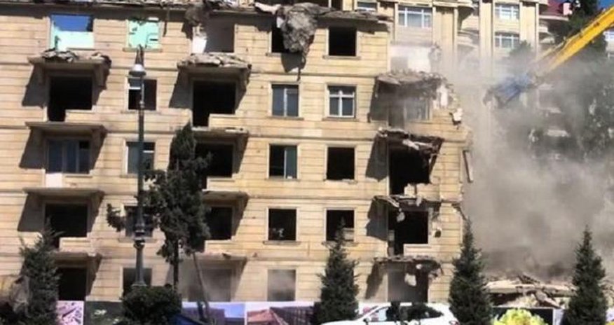 Əgər tədbir görülməsə, Bakıda böyük dağıntılar olacaq - XƏBƏRDARLIQ - VİDEO Əgər tədbir görülməsə, Bakıda böyük dağıntılar olacaq - XƏBƏRDARLIQ - VİDEO