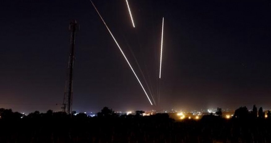 Израиль заявил о ракетной атаке из сектора Газа Израиль заявил о ракетной атаке из сектора Газа