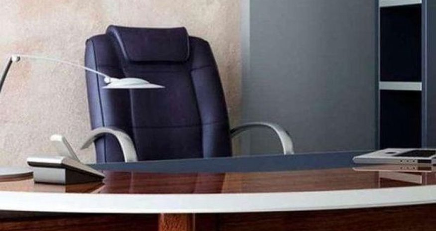 Bakıda məktəb direktoru nöqsanlara görə işdən çıxarıldı Bakıda məktəb direktoru nöqsanlara görə işdən çıxarıldı