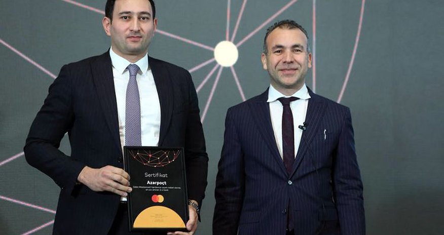 "Azərpoçt" mükafatlandırılıb "Azərpoçt" mükafatlandırılıb