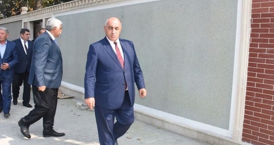 Rüşvətə görə həbs olunan icra başçısının mülkləri - SİYAHI Rüşvətə görə həbs olunan icra başçısının mülkləri - SİYAHI