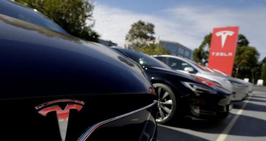"Tesla" şirkəti elektrikli avtomobillərin qiymətini endirib "Tesla" şirkəti elektrikli avtomobillərin qiymətini endirib