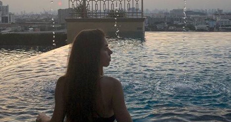 İranda qəzaya uğrayan təyyarənin stüardessasının son şərhi - FOTOLAR İranda qəzaya uğrayan təyyarənin stüardessasının son şərhi - FOTOLAR