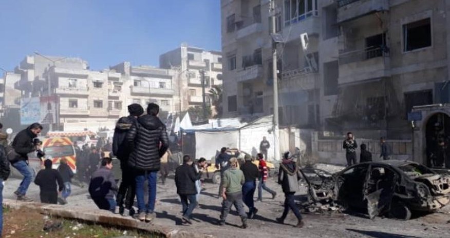Dünən bombalanan İdlibdən dəhşətli görüntülər – Ürəyi zəif olanlar baxmasın – VİDEO Dünən bombalanan İdlibdən dəhşətli görüntülər – Ürəyi zəif olanlar baxmasın – VİDEO