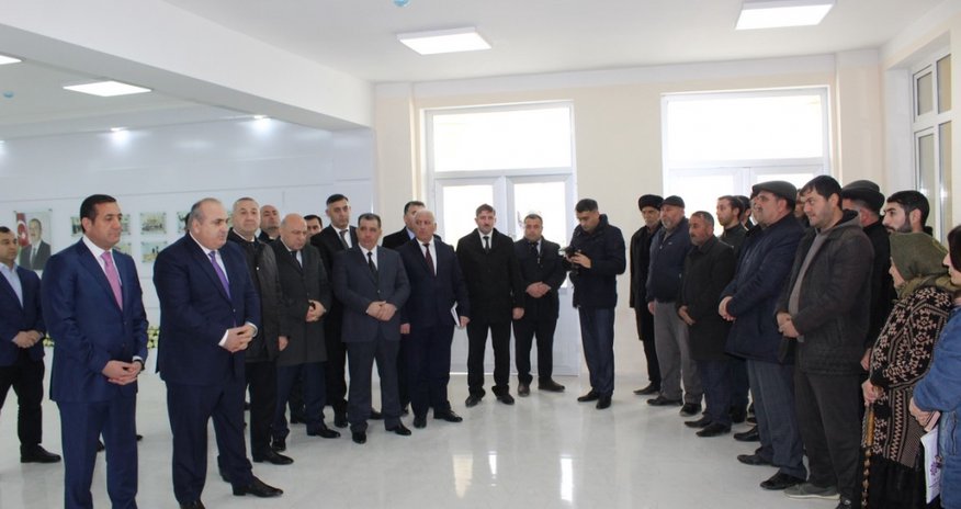 Taxtakörpü ərazisindəki üç yeni qəsəbənin ikisində laçınlı məcburi köçkünlərin yerləşdirilməsinə başlanılıb Taxtakörpü ərazisindəki üç yeni qəsəbənin ikisində laçınlı məcburi köçkünlərin yerləşdirilməsinə başlanılıb