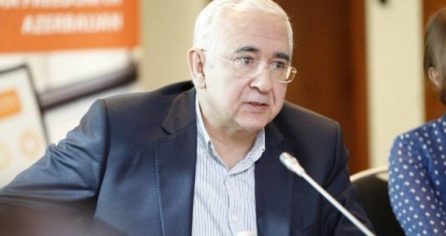 Adil İsmayılov: “20 Yanvardan bir gün əvvəl televiziya diktorlarına oxumaq üçün mətn veriblər, onlar imtina ediblər” Adil İsmayılov: “20 Yanvardan bir gün əvvəl televiziya diktorlarına oxumaq üçün mətn veriblər, onlar imtina ediblər”