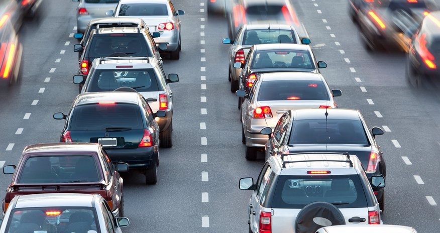 Bakıda yol qəzası tıxac yaratdı Bakıda yol qəzası tıxac yaratdı