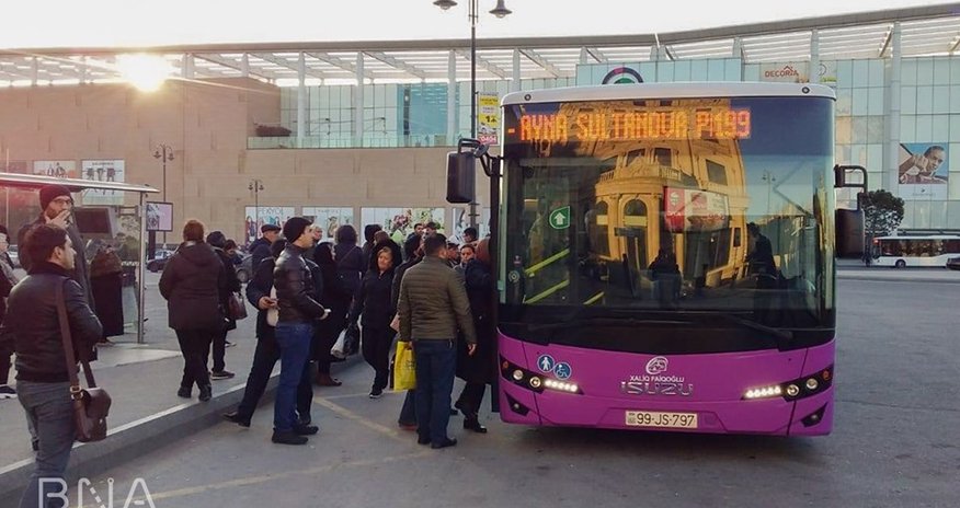 12 metrlik müasir avtobuslar Bakı küçələrində - FOTO 12 metrlik müasir avtobuslar Bakı küçələrində - FOTO
