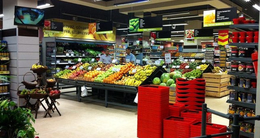 Bakıda marketdə əcnəbi vətəndaş insanların gözü qarşısında öldü Bakıda marketdə əcnəbi vətəndaş insanların gözü qarşısında öldü
