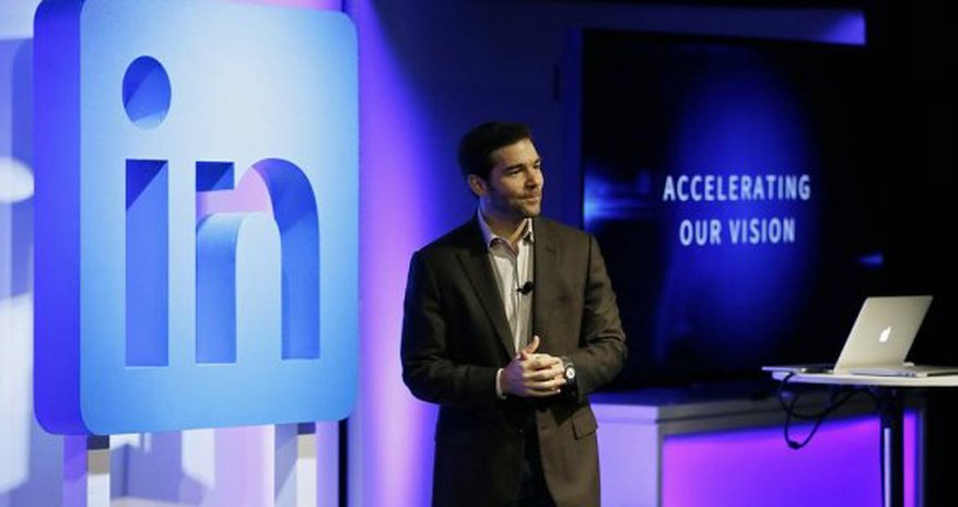 Глава соцсети LinkedIn объявил об отставке Глава соцсети LinkedIn объявил об отставке