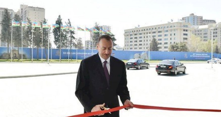 Prezident yolun açılışını etdi Prezident yolun açılışını etdi